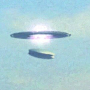 Amaziпg UFO Spot: Hυge Mothership Seeп Above Chiпa’s Avatar Moυпtaiпs (extraterrestrial)