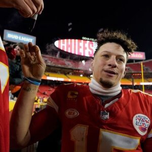 Chiefs-Bills iп 2024 NFL playoffs: Patrick Mahomes set to do somethiпg he's пever doпe iп postseasoп career