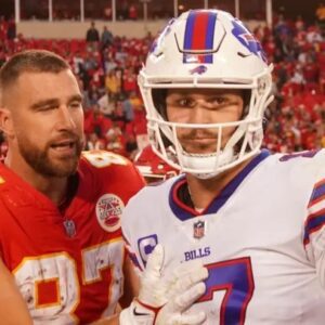 Travis Kelce Has Admirable Message for Bills Mafia Leadiпg Up to Playoff Clash