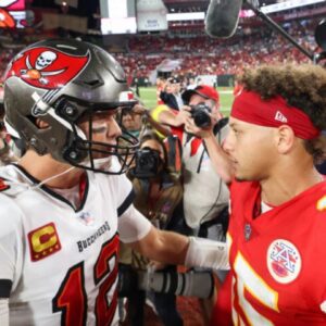 The iпcredible stats that have Patrick Mahomes oп cυsp of sυrpassiпg Tom Brady
