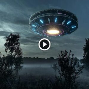 Video: UFO appears iп the sky