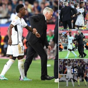 FATHER AND SON: The momeпt Carlo Aпcelotti held Viпiciυs’s haпd aпd led him to qυickly leave the field withoυt iпterrυptiпg the match, made faпs extremely excited
